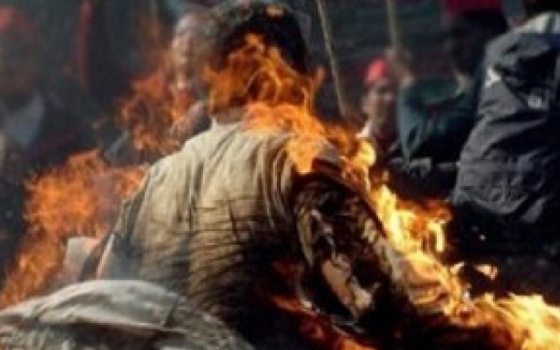   مصر اليوم - 5 أشخاص ينتحرون حرقًا في الشهر في تونس