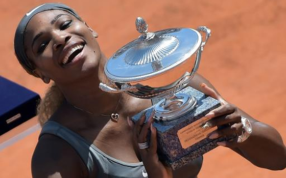   مصر اليوم - دورة روما: سيرينا وليامس تحتفظ باللقب