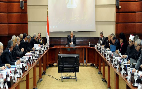   مصر اليوم - الحكومة تُقرّ قانون تعديل راتب الرئيس إلى 42 ألف جنيه شهريًّا