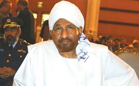   مصر اليوم - أنصار الصادق المهدي يتظاهرون لإطلاق سراح زعيمهم