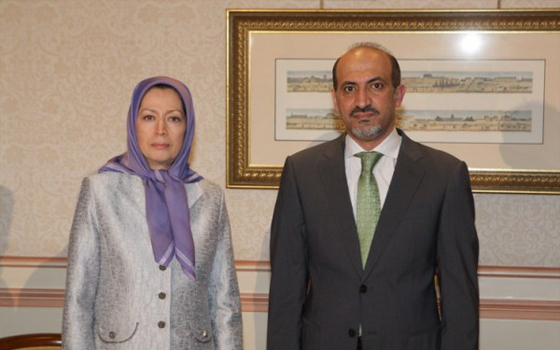   مصر اليوم - مريم رجوي والجربا يُؤكِّدان على النِّضال لتحرير إيران وسوريَّة من النِّظام الدِّيكتاتوري