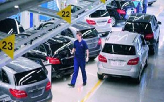   مصر اليوم - مبيعات دايملر تحقق قفزة في الشهر الماضي