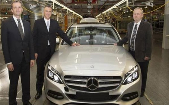   مصر اليوم - مرسيدس تبدأ تصنيع C 2015 الجديدة في جنوب أفريقيا