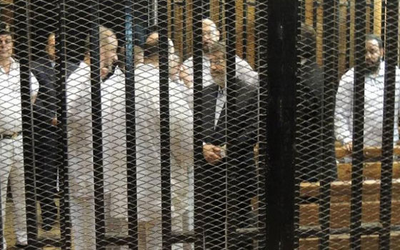   مصر اليوم - الجنايات تستكمل محاكمة مرسي والإخوان وحماس وحزب الله في وادي النطرون