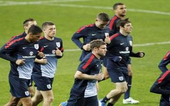   مصر اليوم - منتخب إنكلترا يتدرب في قاعدة عسكرية