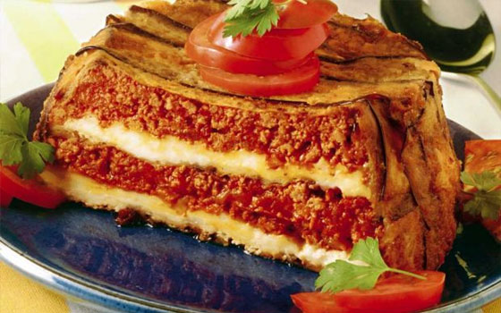   مصر اليوم - مسقعة بالبشاميل والجبنة