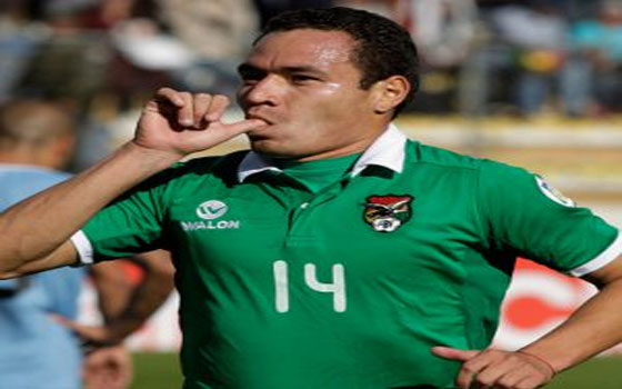 مصر اليوم - نجران يضم صانع الألعاب البوليفي جوالبرتو لمدة موسم