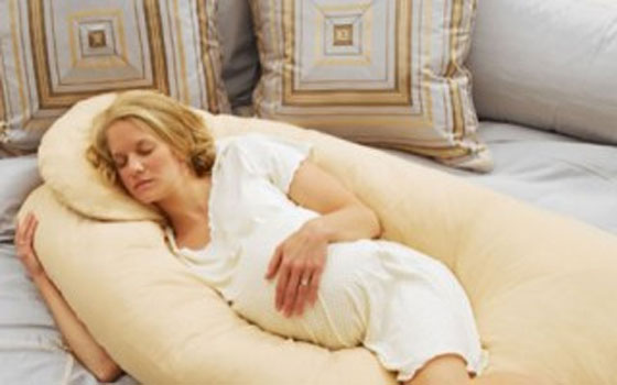   مصر اليوم - نصائح لنوم الحامل بطريقة صحيحة