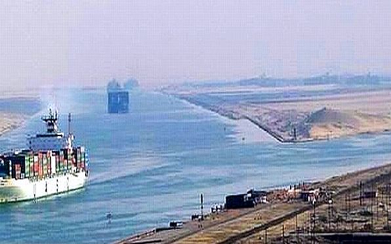  مصر اليوم - زيادة تعريفة مرور السُفن في مجرى قناة السويس