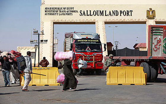   مصر اليوم - فهمي يؤكد ضرورة وضع خطة عمل لضبط الحدود وتحقيق الاستقرار السياسي والأمني