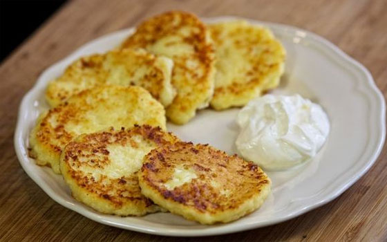   مصر اليوم - طريقة تحضير الفطائر بالجبن