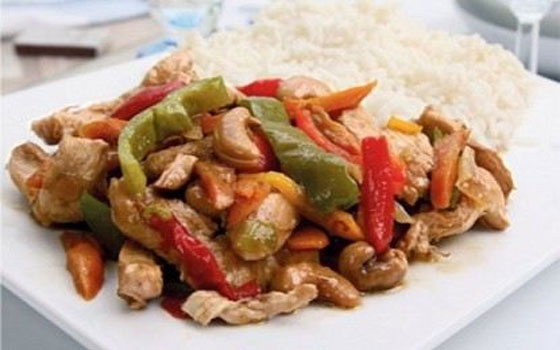   مصر اليوم - تحضير دجاج بالكاجو والخضروات