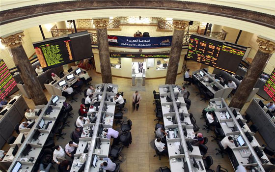   مصر اليوم - مؤشر البورصة المصرية يخسر 1.8 مليار جنيه
