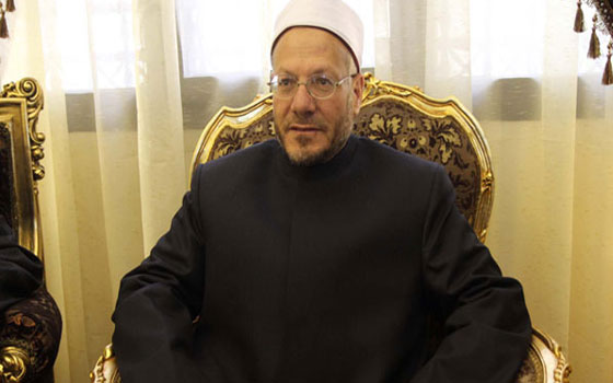   مصر اليوم - مفتي الجمهوريّة يدلي بصوته الاثنين في مدينة نصر