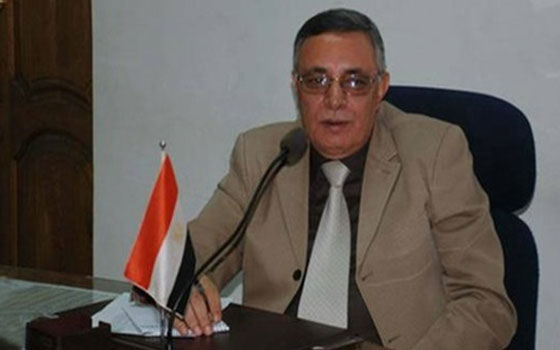   مصر اليوم - محافظ سوهاج يُحيل موظّفي الإجازات إلى النيابة الإداريَّة