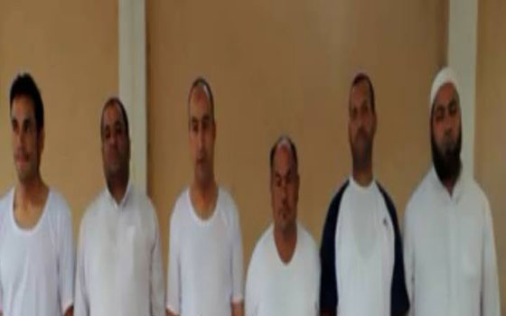 مصر اليوم - توقيف 6 من الإخوان معهم بعض الكتيِّبات والأوراق