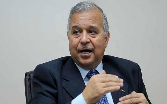   مصر اليوم - محافظ الأقصر يستقبل وفد مفوضية الإتحاد الأوروبي لمراقبة الإنتخابات الرئاسية