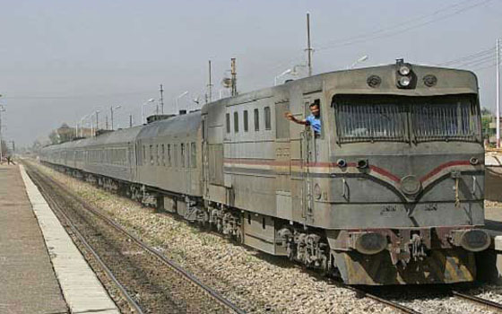   مصر اليوم - عودة حركة قطارات الوجه القبلي بعد توقفها لفترة قصيرة