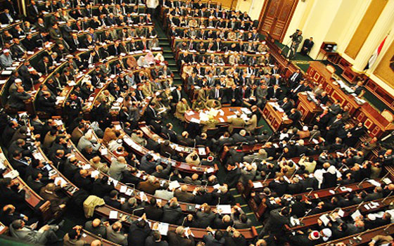   مصر اليوم - تباين ردود فعل الأحزاب حول مشروع قانون انتخابات مجلس النواب