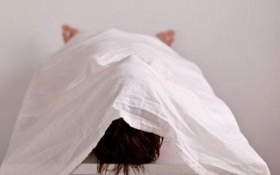   مصر اليوم - العثور على جثة سيدة طافيّة في نهر النيل في سوهاج