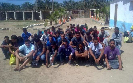   مصر اليوم - إحباط محاولة هجرة غير شرعيّة لـ 53 سوريًا إلى إيطاليا في كفر الشيخ