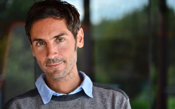   مصر اليوم - أنتحار المخرج السينمائي السويدي مالك بن جلول