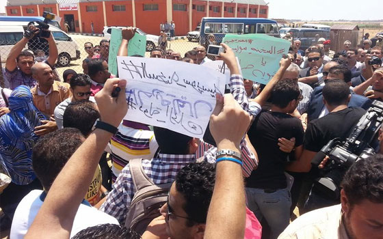   مصر اليوم - أهالي السويس يرفضون وضع العين السخنة ضمن القاهرة الكبرى