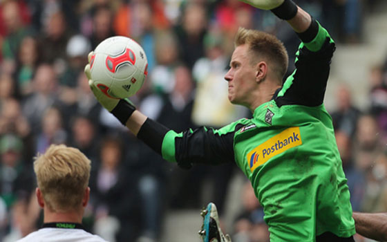   مصر اليوم - برشلونة يعلن رسميا عن ضم الحارس تير شتيجن