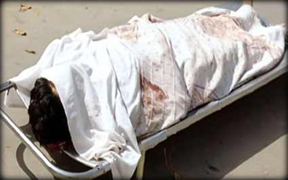   مصر اليوم - مقتل شرطيّ وابنة عمته أمام منزلهما في بني مزار المنيا