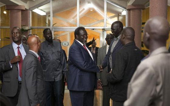   مصر اليوم - زعيما المعسكرين المتحاربين في جنوب السودان في اديس ابابا لعقد لقاء منتظر