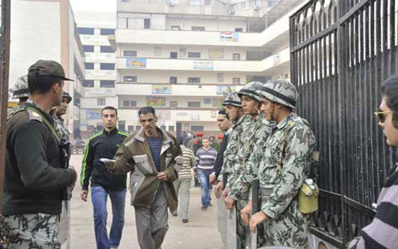   مصر اليوم - مصدر أمني ينفي العثور على قنابل داخل لجان دمياط