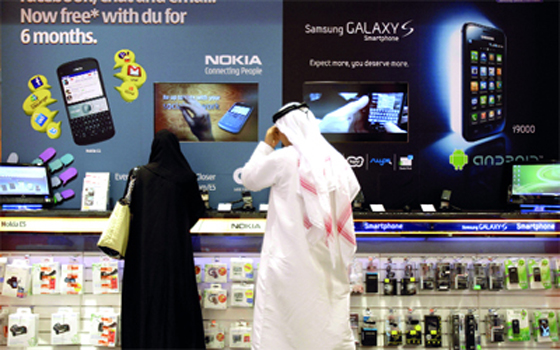   مصر اليوم - قفزة في اشتراكات خدمة الهاتف المحمول في أبوظبي