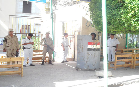   مصر اليوم - إقبال ضعيف من المواطنين على اللجان الانتخابيّة في الزهور