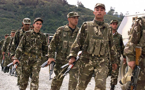   مصر اليوم - توقيف 20 مسلّحًا تسلّلوا إلى الجزائر عبر الحدود الليبيّة