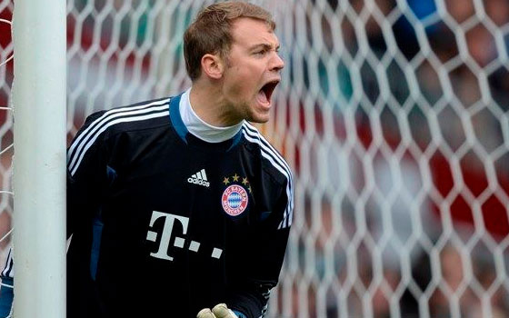 مصر اليوم - مانويل نوير يمد تعاقده مع بايرن ميونخ حتى 2019