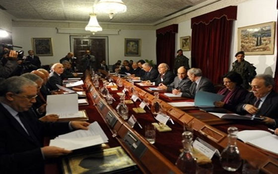   مصر اليوم - تونس: العجز التجاري يصل إلى 2.4% وتحسن في المالية