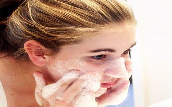 مصر اليوم - علاج أثار حب الشباب بطريقة طبيعية