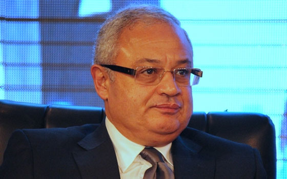   مصر اليوم - وزير السياحة يعود إلى القاهرة قادمًا من دبي