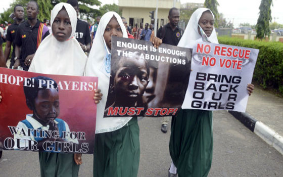   مصر اليوم - الرئاسة النيجيرية تؤكد رصد أماكن تواجد الفتيات المختطفات