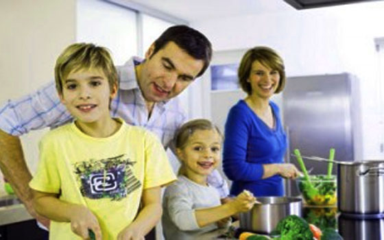   مصر اليوم - الألمان يعزفون عن تناول الأغذيّة الحيوانيّة