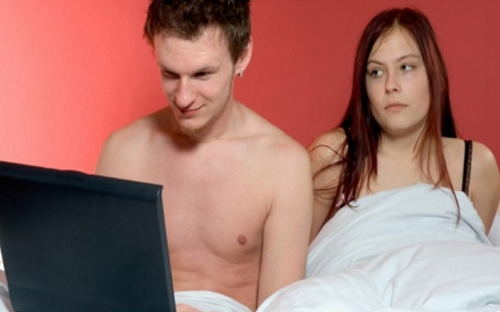   مصر اليوم - مشاهدة الأفلام الإباحيّة تتسبب في تراجع الوظائف الدماغيّة للرجال