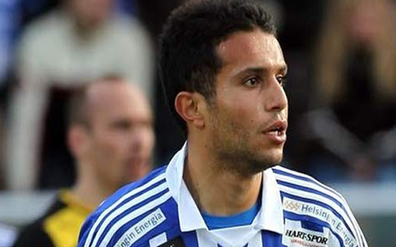   مصر اليوم - الجونة يُمدِّد عقد شريف أشرف حتى صيف العام 2016