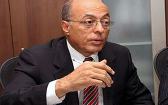   مصر اليوم - سيف اليزل يؤكّد أنّ السيسي يدرك حجم مشاكل مصر