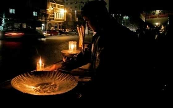   مصر اليوم - غضب بين مواطني سوهاج بسبب انقطاع التيار الكهربائي