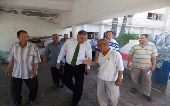 مصر اليوم - إحالة 23 موظفًا للتحقيق لتغيُّبِهم عن العمل في كفرالشيخ