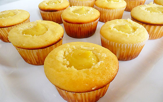   مصر اليوم - كاب كيك الليمون بالمكسرات