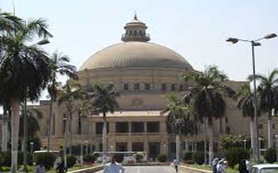   مصر اليوم - أمن جامعة القاهرة يمشط الحرم الجامعي بالكلاب البوليسية