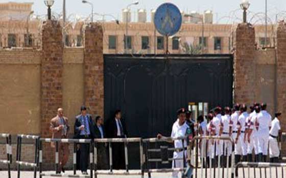   مصر اليوم - إلغاء الحكم ضد ضباط ترحيلات أبو زعبل وإعادة القضية إلى النيابة