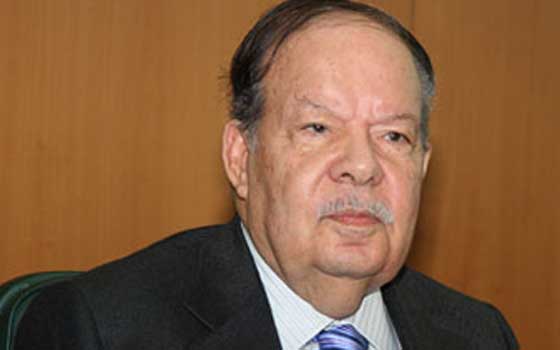   مصر اليوم - إدانة فتحي سرور بعدم تصحيّح عضويّة أكمل قرطام 2005