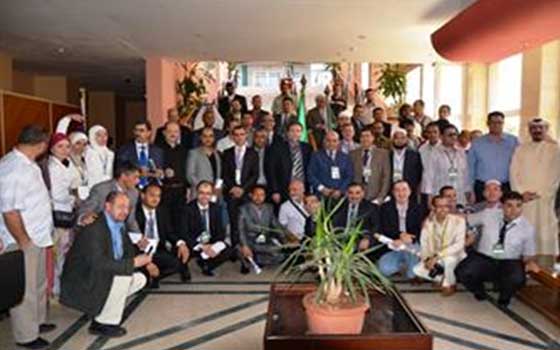   مصر اليوم - أربعة خطاطين جزائريين وايرانيين اثنين يحرزون جوائز مهرجان الخط العربي